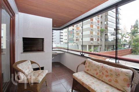 Image 6 - 226967
